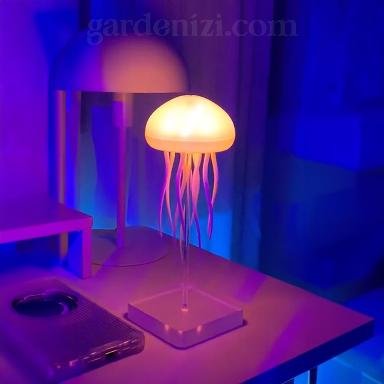 Floating Jellyizi Lamp
